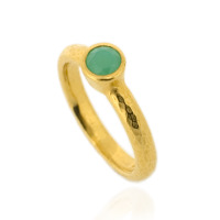 N-R06gp_ch Hammered Stacking Ring, Fully Gold-Plated with 5 mm Chrysoprase