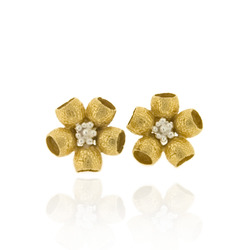 B-E70 Gumnut Flower Clips