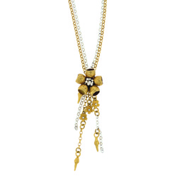 B-N05gp Gold-Plated Gumnut Flower Necklace