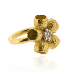 B-R01gp Gumnut Flower Ring, Gold