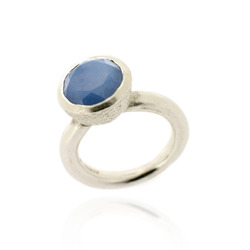 B-R04lc Acorn Cup Ring with Lavender Chalcedony