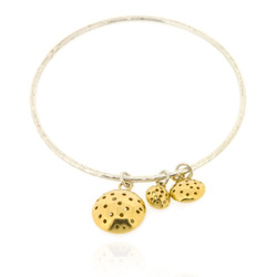2_2.5 mm round bangle with 3 charms - gold