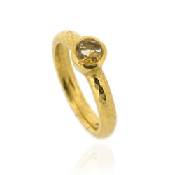 N-R06gp_ct Hammered Stacking Ring, Fully Gold-Plated with 5 mm Citrine