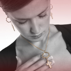 N-N05d Gold-plated Fine Belcher chain with gold-plated studded ring and studded cross with 2 mm diamond