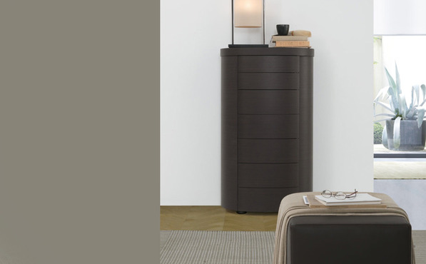 Mia 7 Drawer