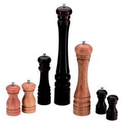Traditional 18cm Wood Pepper Mills Natural And Walnut