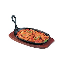 Chef Logic Cast Iron Sizzler With Wooden Stand