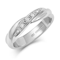 Crossover Diamond Set Wedding Band