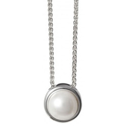 Alice Simple Pearl Pendant
