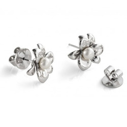 Lily Pearl Studs