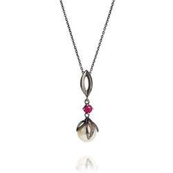 Fiore Della Notte Drop Pendant