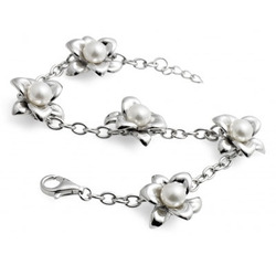 Lily Bracelet