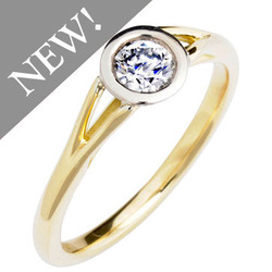 Embossed Bezel dual colour gold ring