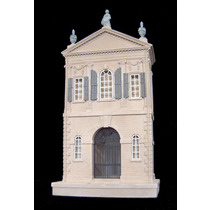 DERBY SUMMERHOUSE