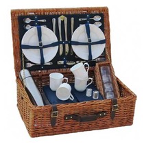 Somerset Picnic Hamper - Fitted Wicker Picnic Hamper