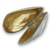 Sterling Silver Plated Mussel Eater
