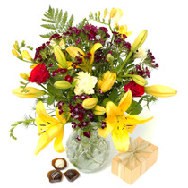 FL11-FLOWERS & CHOCOLATES