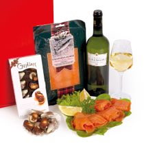 BERGERAC, SMOKED SALMON AND CHOCOLATES IN GIFT BOX