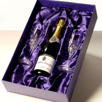 CELEBRATION CHAMPAGNE AND FLUTES IN GIFT BOX