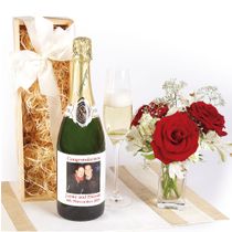PERSONALISED LABEL CHAMPAGNE GIFT IN WOODEN BOX