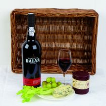 RUBY PORT AND STILTON CHEESE IN WICKER TRAY