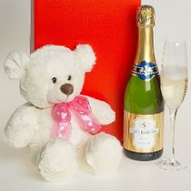 SPARKLING WINE AND TEDDY BEAR IN GIFT BOX