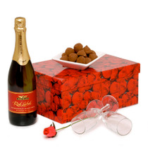 EV31-VALENTINES DAY BUBBLY & FLUTES