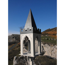 Whittington Bird Table