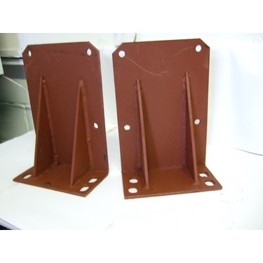 Fender mounting bracket set for Massey Ferguson 300 series (without cab)