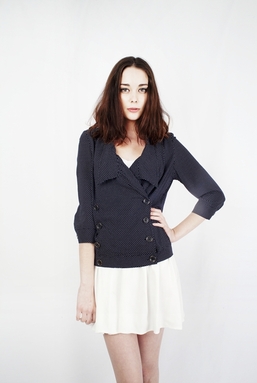 NICOLA - BLACK WITH IVORY MINI DOT JACKET