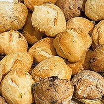 Selection of 100 mixed Venezia Rolls