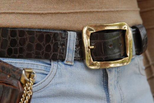gold rectangle belt buckle