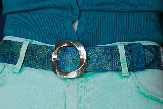 Silver twist buckle