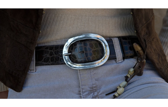 chunky silver oval belt buckle