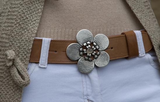 daisy clear stone belt buckle