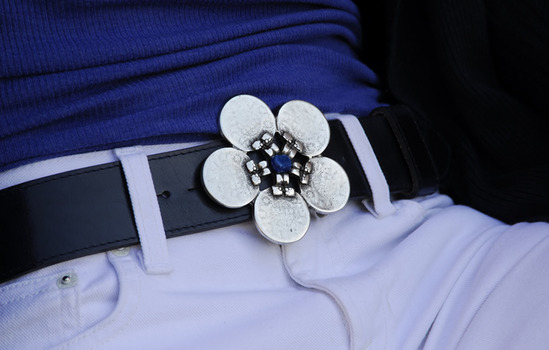 daisy blue stone belt buckle