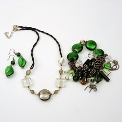 Glass Necklace, Bracelet & Earings JS29