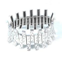 Ribbed Metal Bracelet B18