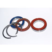 BB30 Steel bearings and retainer clip